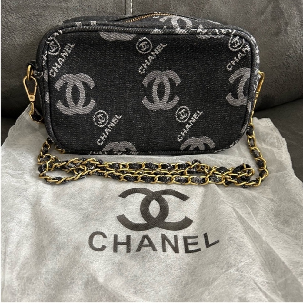 CHANEL VIP GWP Black and Gray Logo Crossbody with Gold Chain